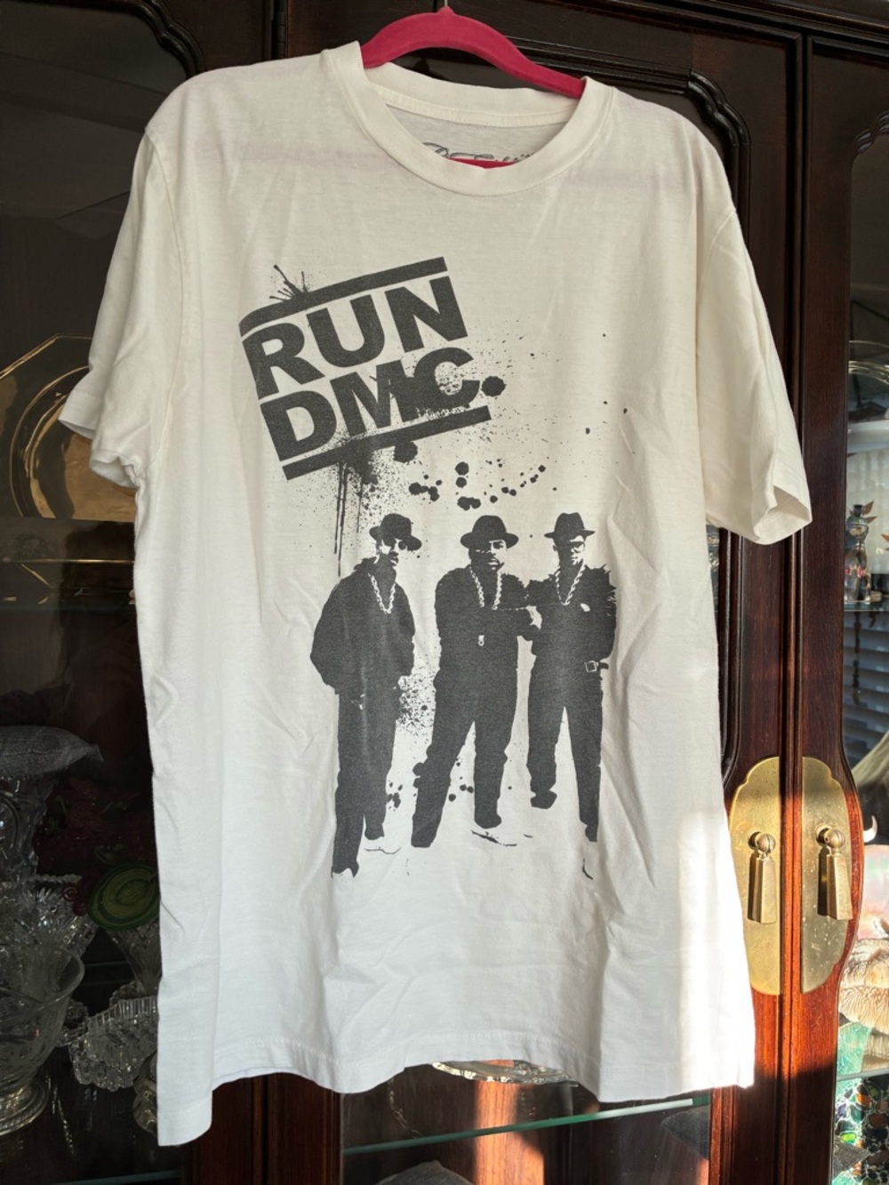 Run DMC White with Gray tone print S -
Men’s or woman’s!!